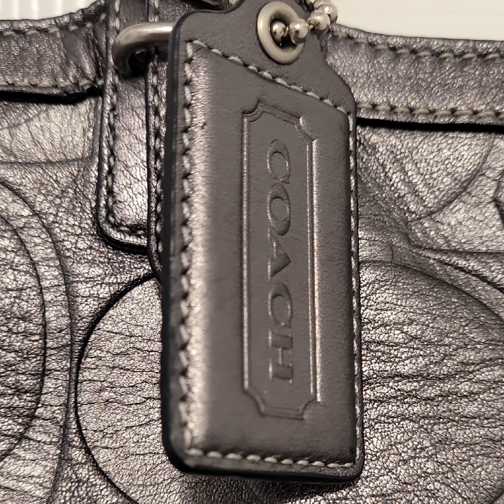 Coach Silver Shoulder Bag with Embossed Design Excellent Condition - Picture 2 of 7